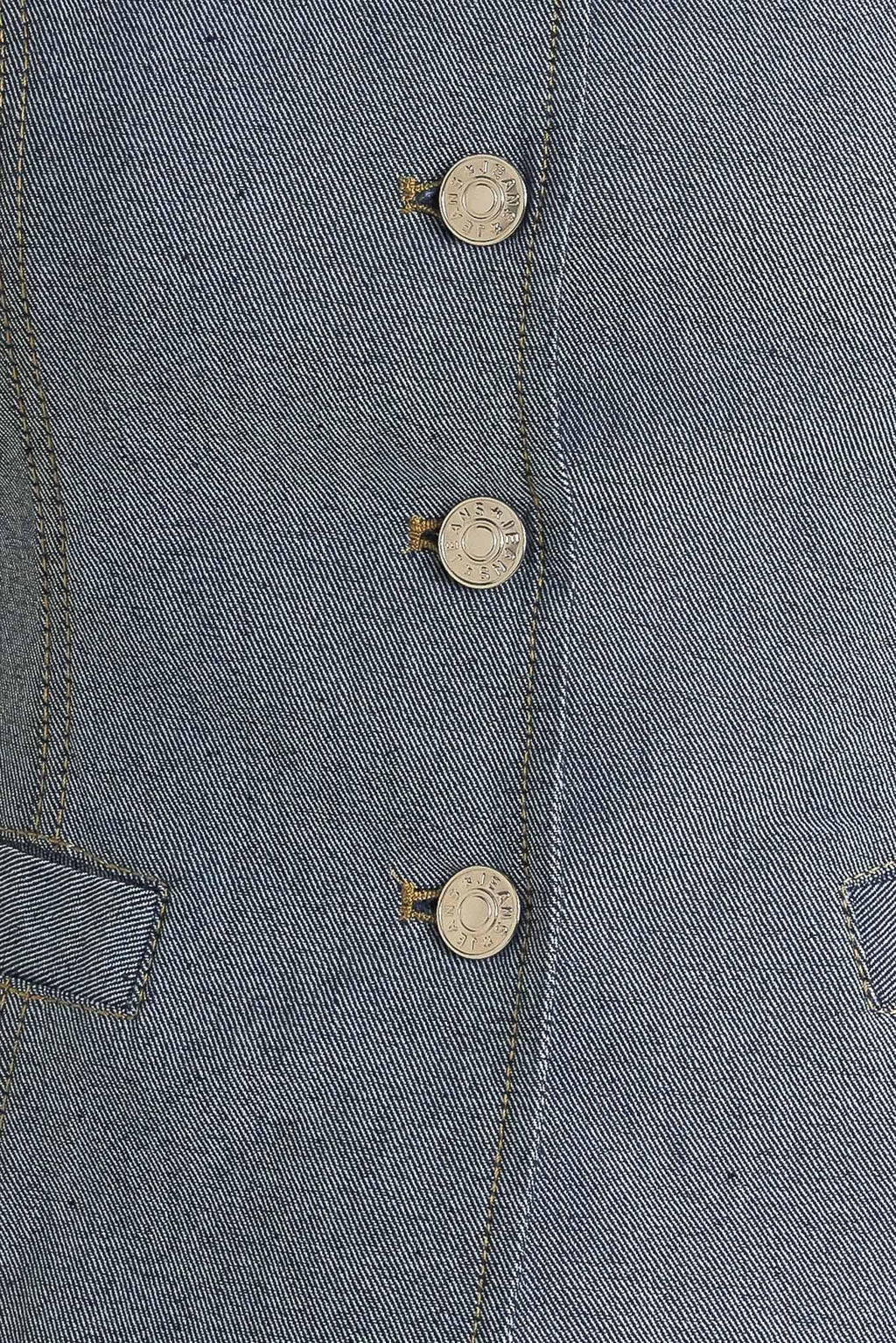 CONFIDENTLY COOL TAILORED WOVEN VEST