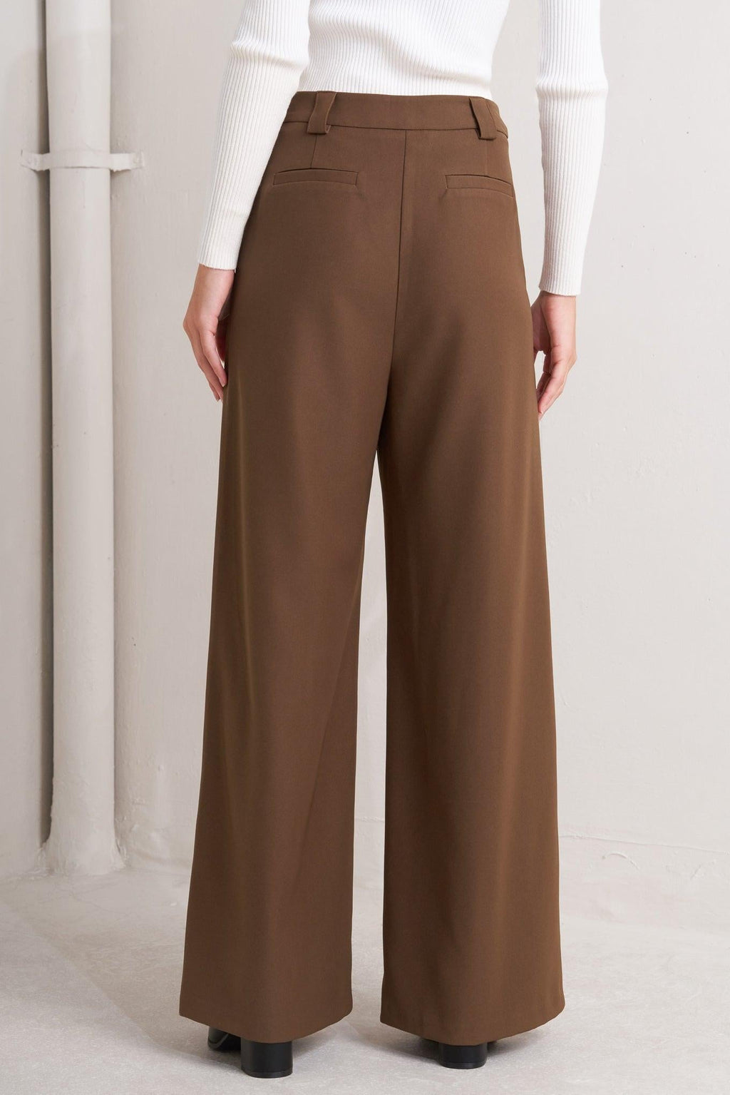 MONDAY FLOW BROWN WOVEN PANTS