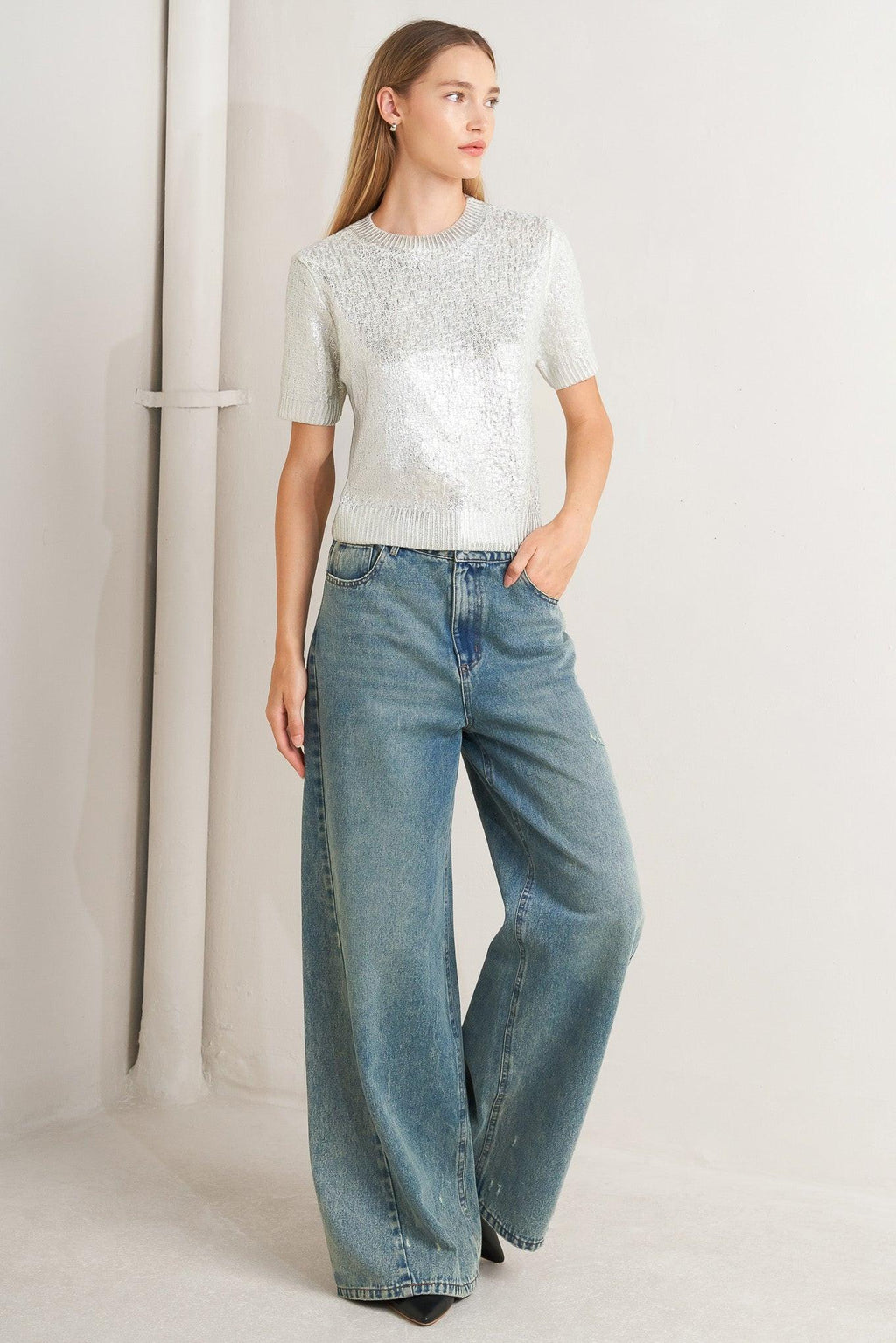 SILVER GLOW KNIT TOP