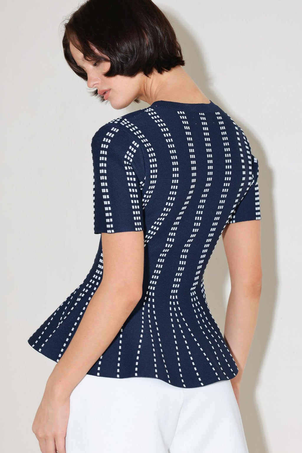 EVENING RUSTLE JACQUARD SWEATER TOP