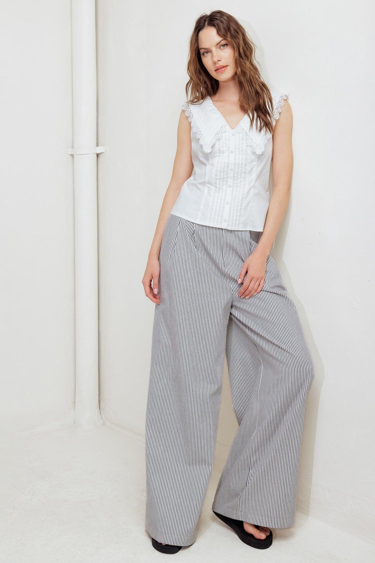 FRENCH MEADOW WOVEN TOP