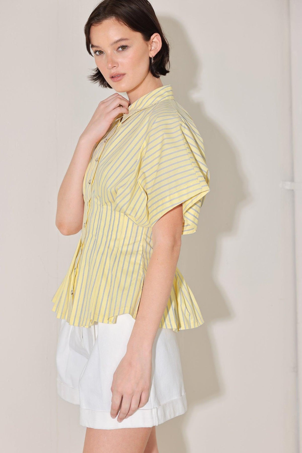 BUTTER MODE ACTIVATED WOVEN TOP