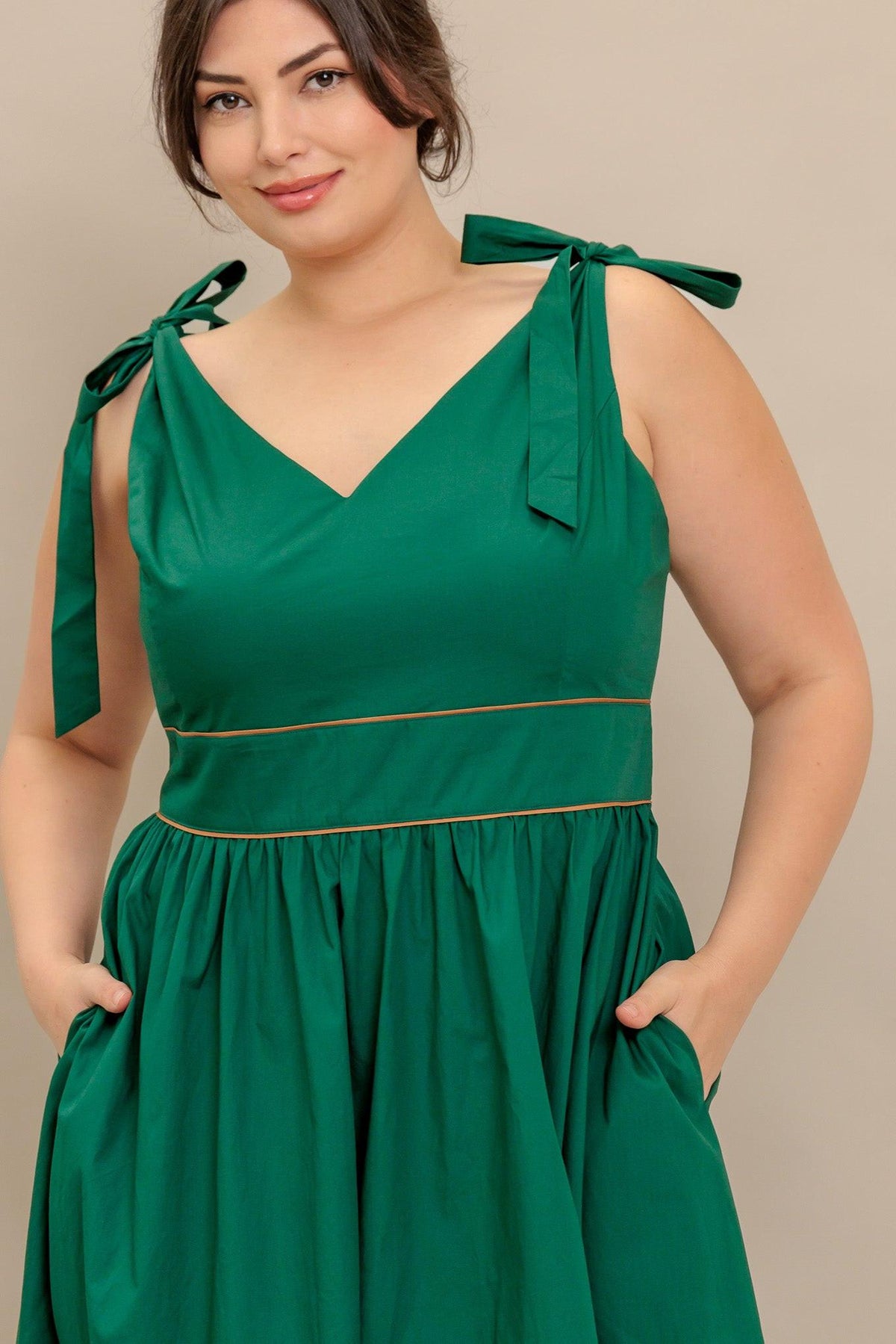 FOREST CHARM WOVEN COLOR BLOCKED MIDI DRESS