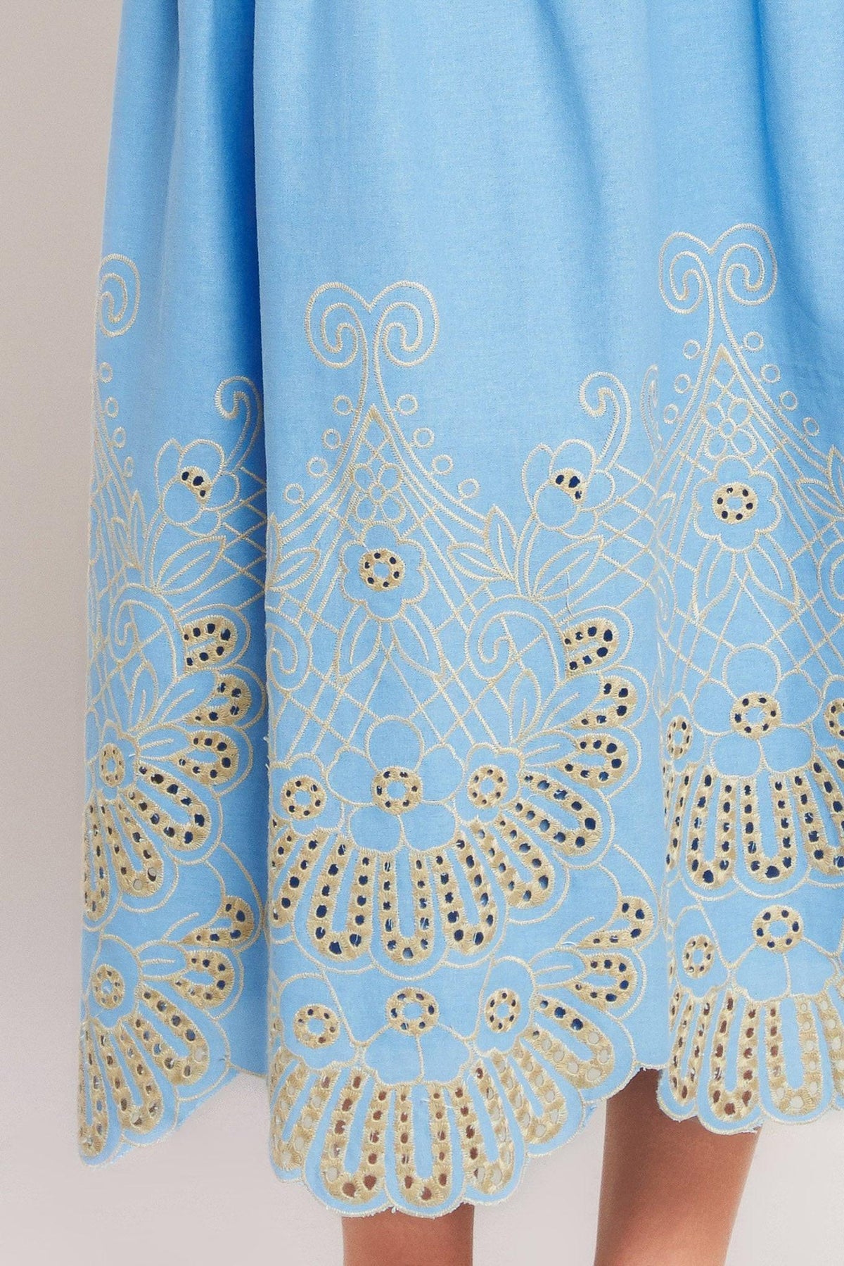 SKY BLOOM WOVEN EYELET MIDI SKIRT