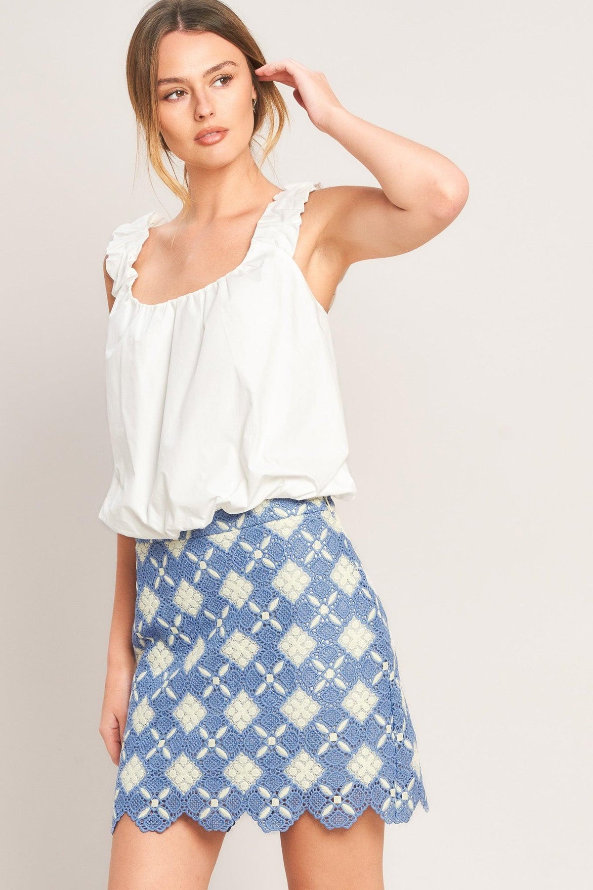 COASTAL WOVEN LACE MINI SKIRT