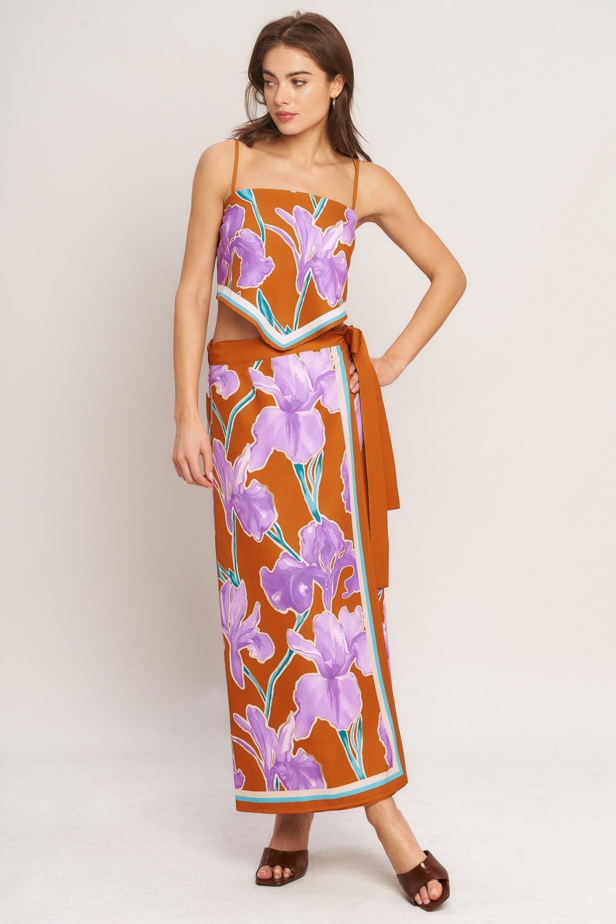 SUMMER IRIS SCARF TOP