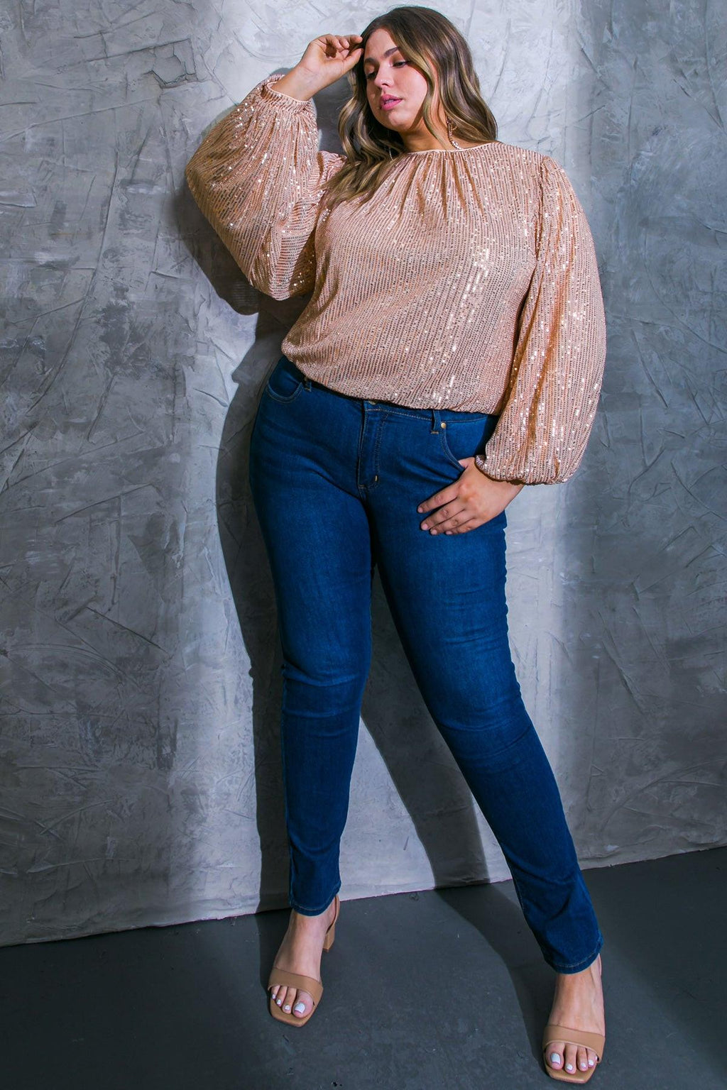HOPE YOU REMEMBER SEQUIN TOP